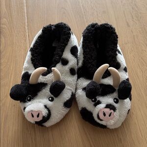 🐮 Snoozies Kids’ Cow Slippers – Size Small